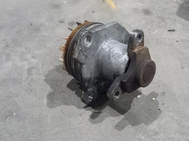 bontott RENAULT MASTER Vízpumpa